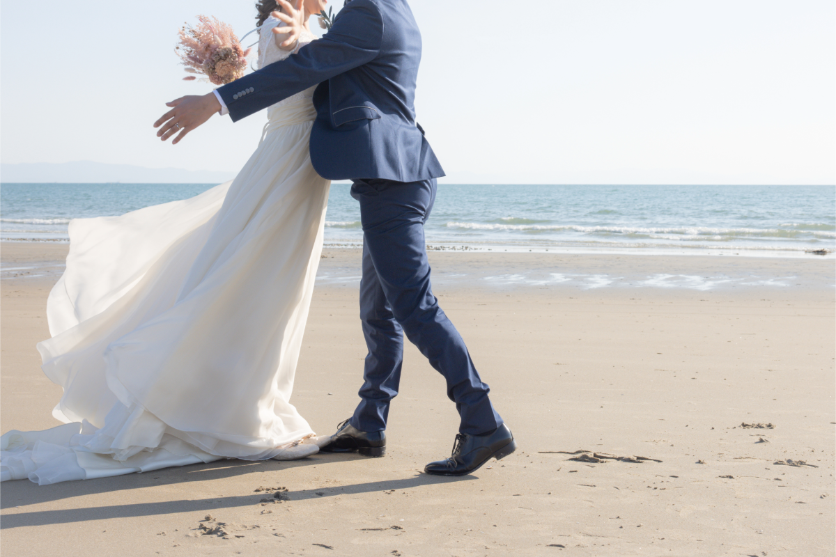 ウェディング浜辺