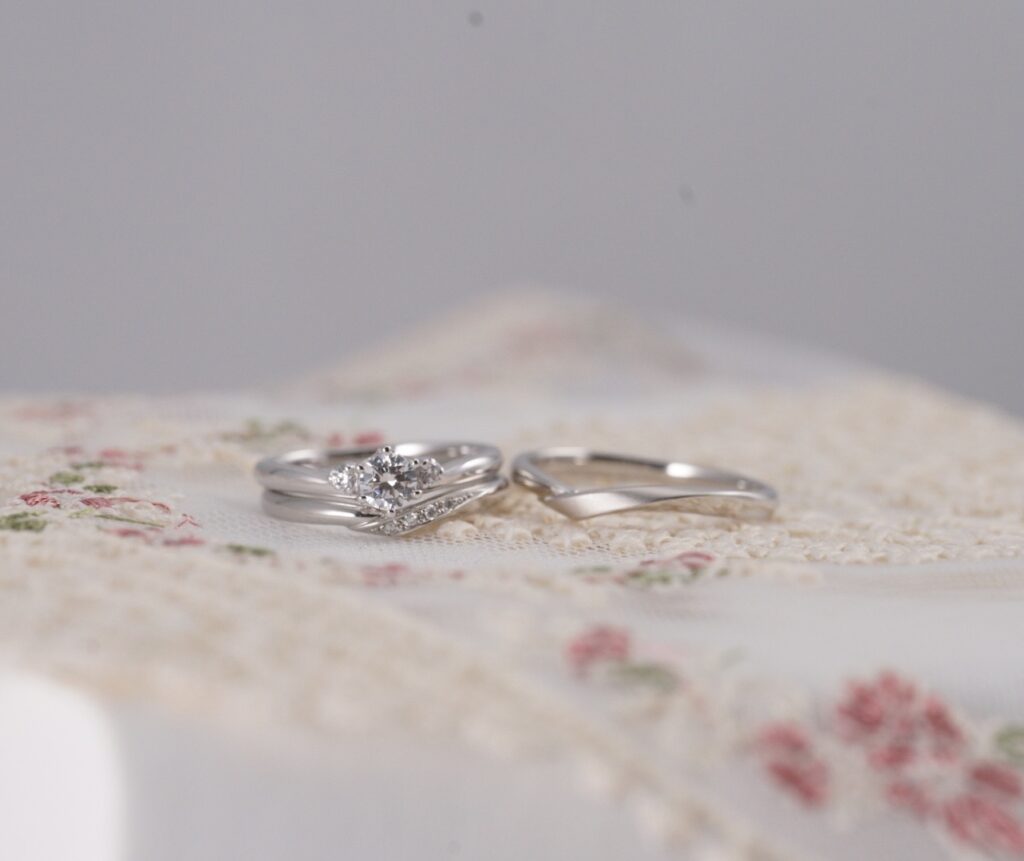 カフェリングの婚約指輪と結婚指輪