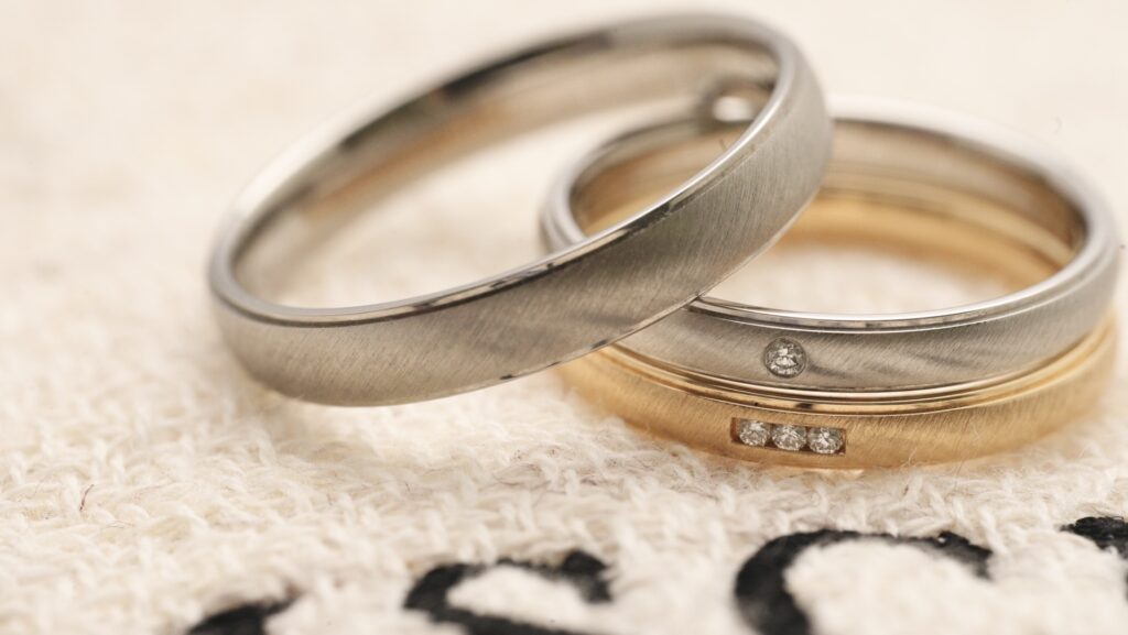 フィッシャーの結婚指輪