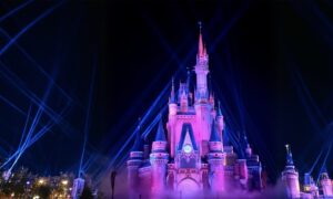 夢の国シンデレラ城でプロポーズするなら、世界観が合うディズニー シンデレラの婚約指輪がおすすめ！
