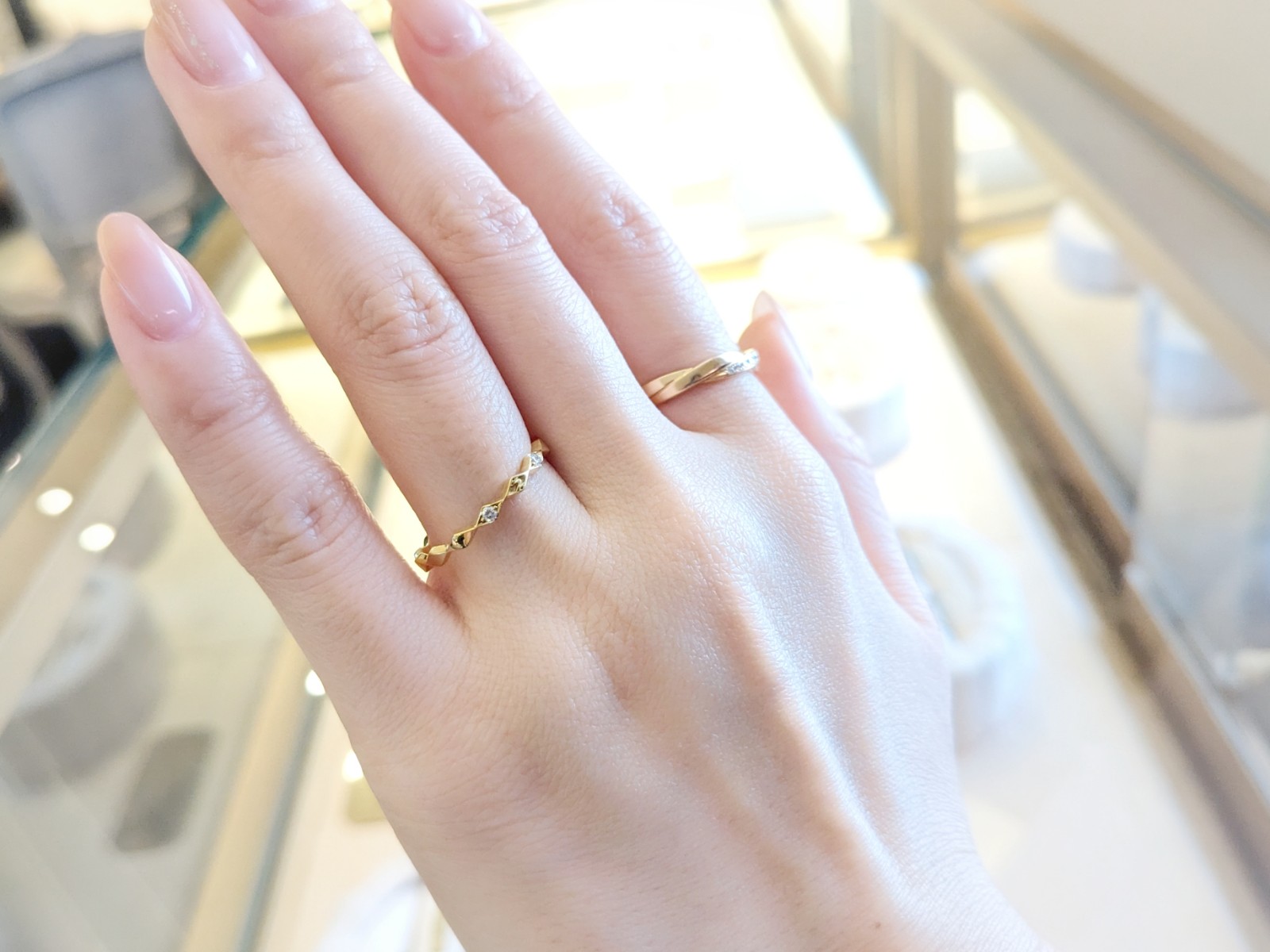 アーカーの結婚指輪「ロサンジュリング」