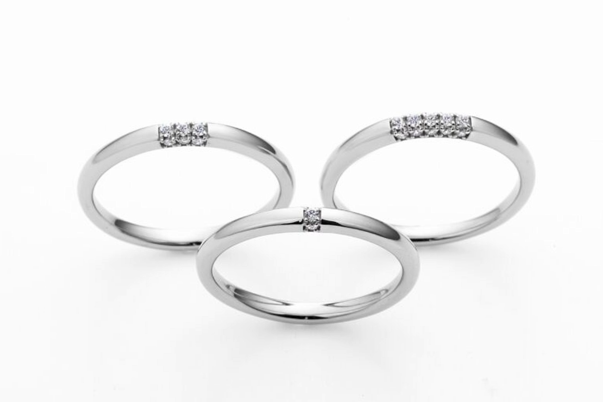 ラザールダイヤモンド フェアリープラチナムシリーズ結婚指輪「スリーサイドリング」