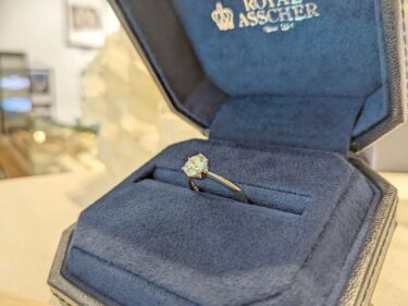 【松本市】婚約指輪はオーダーメイドにするべき？実際に選ばれている購入方法とは