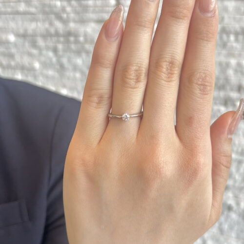ロイヤルアッシャーの婚約指輪