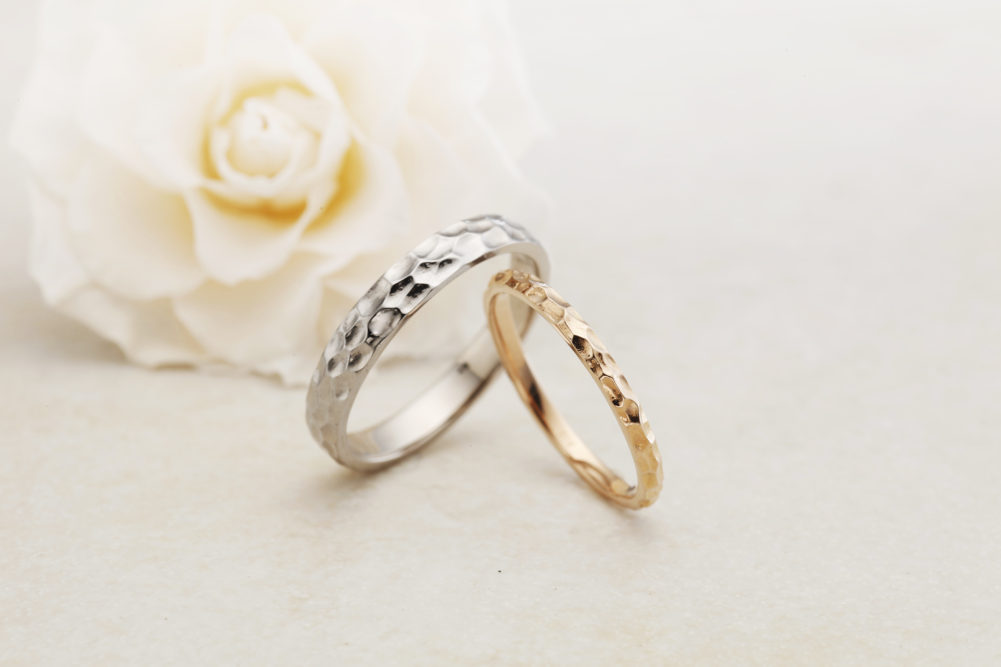 アムールアミュレットの結婚指輪「カルメ」