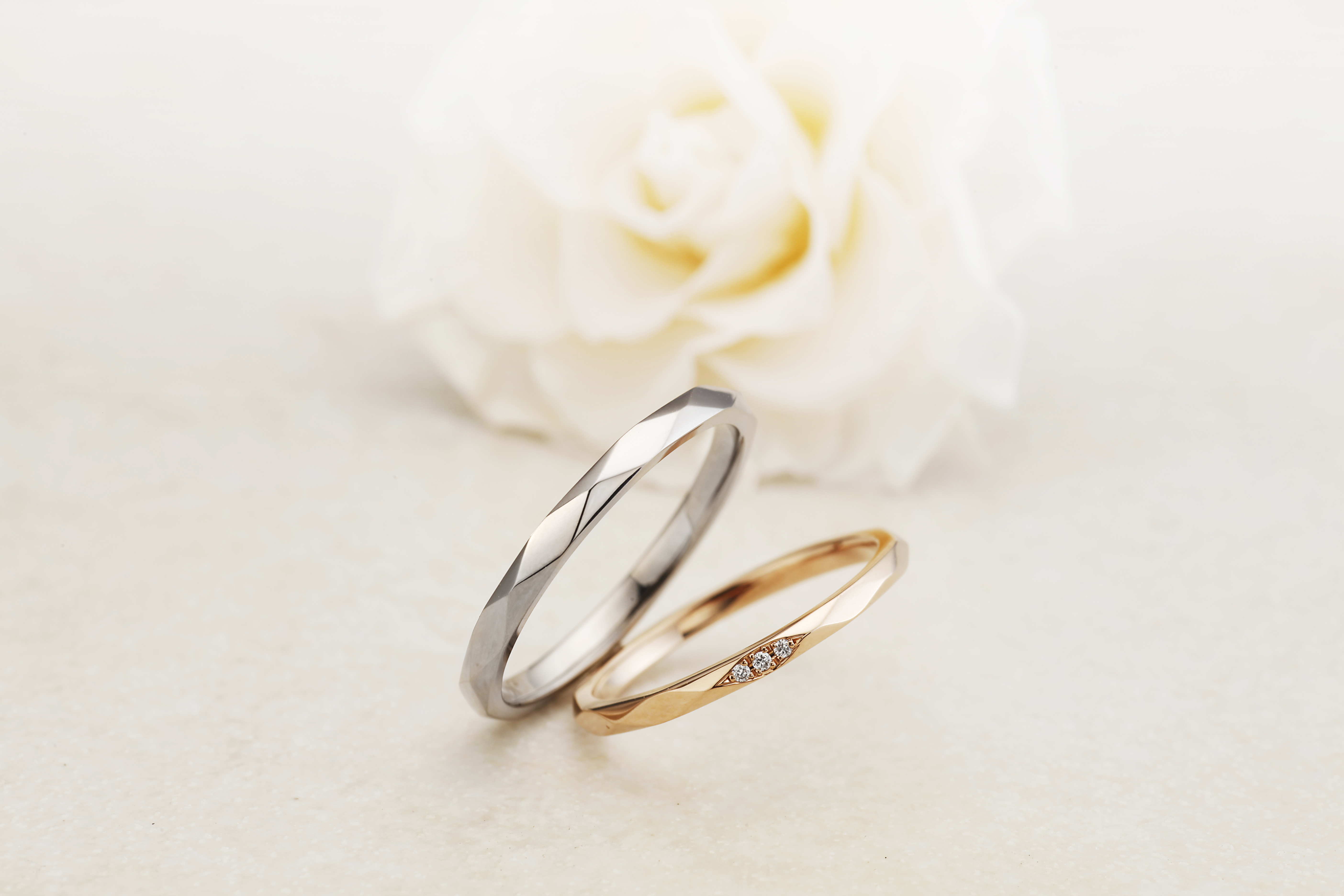 アムールアミュレットの結婚指輪「ミルメルシー」