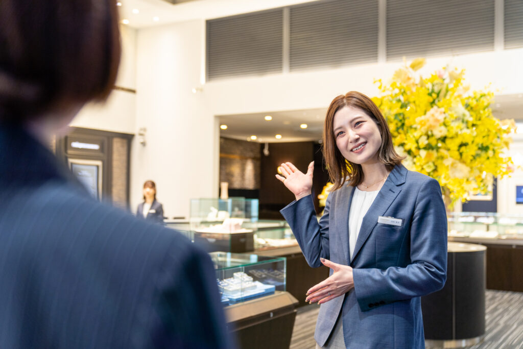 伊那市から結婚指輪を見に行くなら「一真堂 飯田本店」