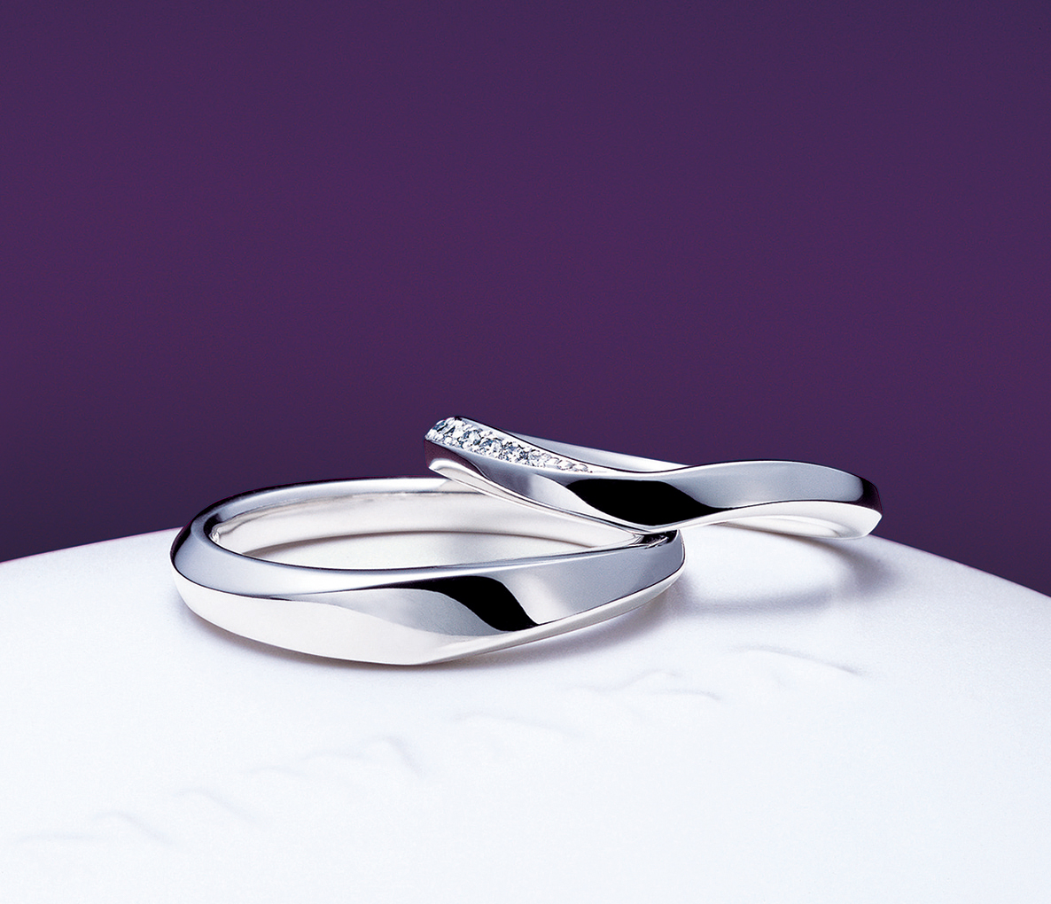 NIWAKAの結婚指輪、水鏡