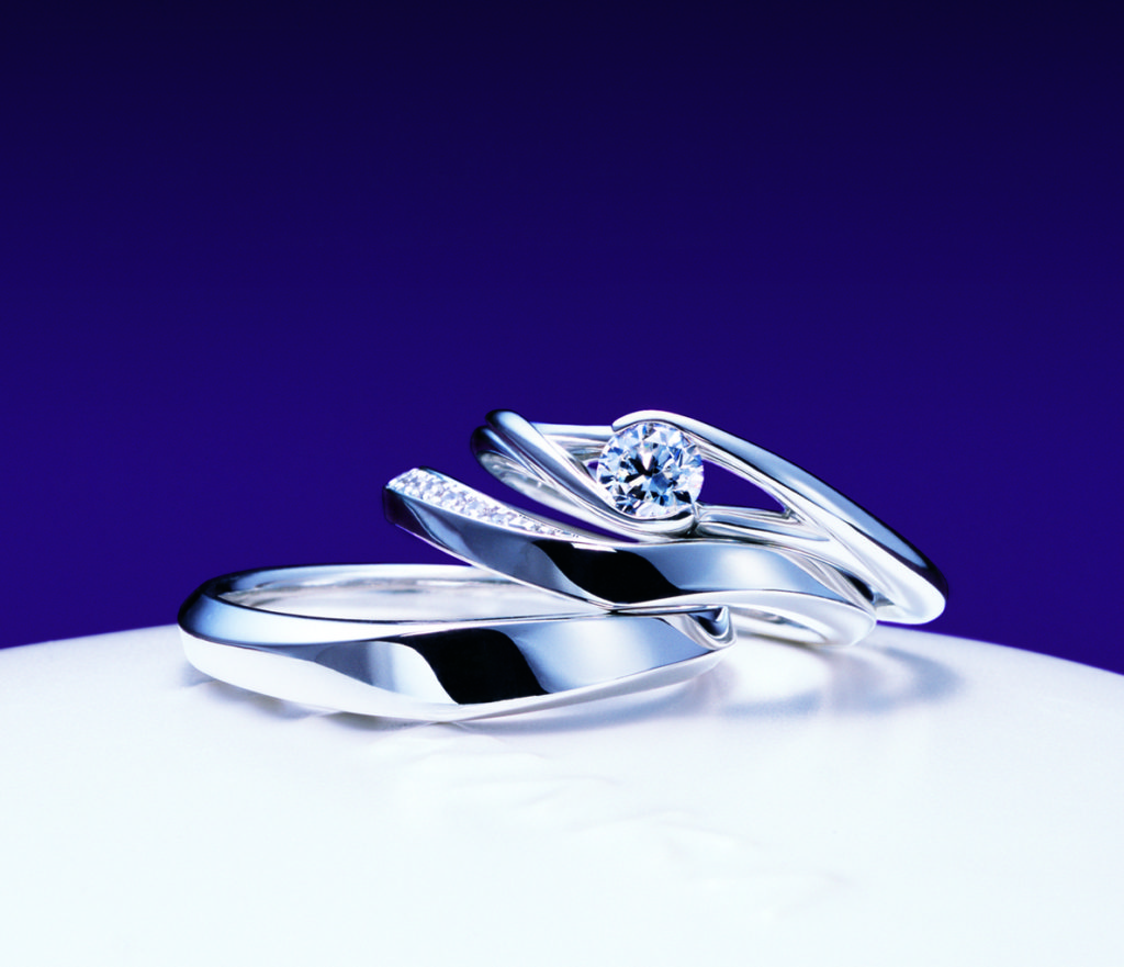 NIWAKAの婚約指輪「望」結婚指輪「水鏡」