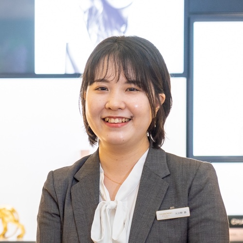 ブルージュ一真堂 主任（ジュエリーコーディネーター資格保有）大日野　静