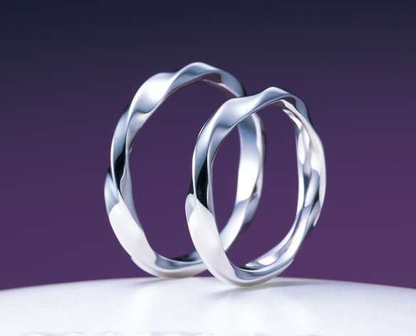 NIWAKA（ニワカ）の結婚指輪「禅の輪」