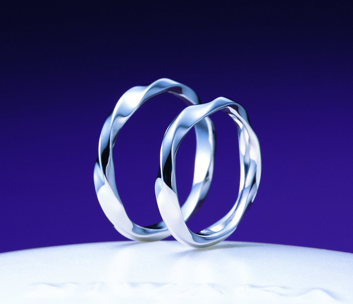 NIWAKA（ニワカ）の結婚指輪「禅の輪」