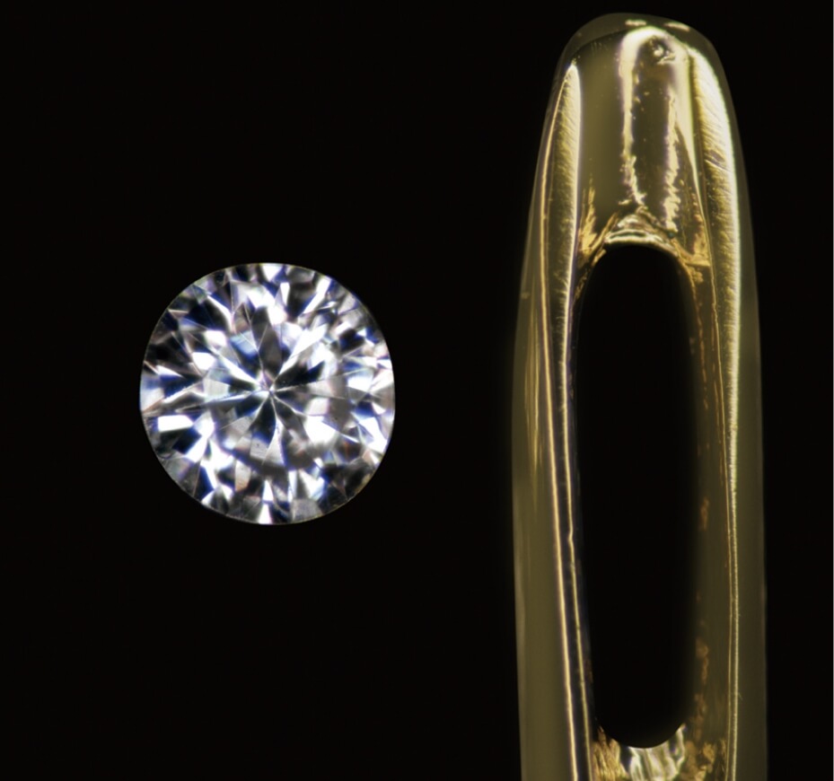 世界最小のフルカットダイヤモンド