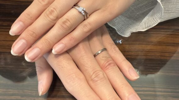 ルシエとラザールダイヤモンドをつけているカップル