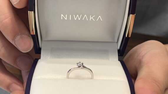 NIWAKAの婚約指輪を選んだ男性