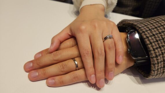 俄の白鈴の結婚指輪