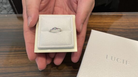 ルシエの婚約指輪