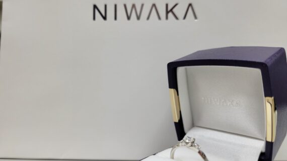ニワカの婚約指輪「ことのは」