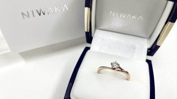 ニワカの婚約指輪「初桜」の写真