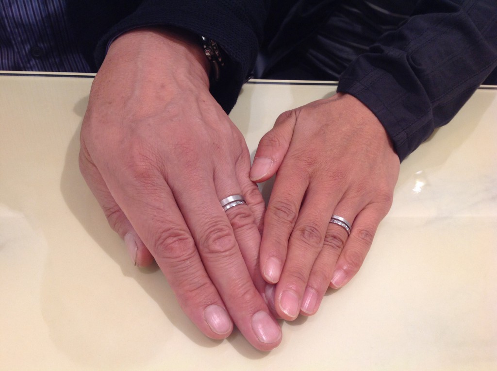 アフラックスの結婚指輪をお作り頂きました。