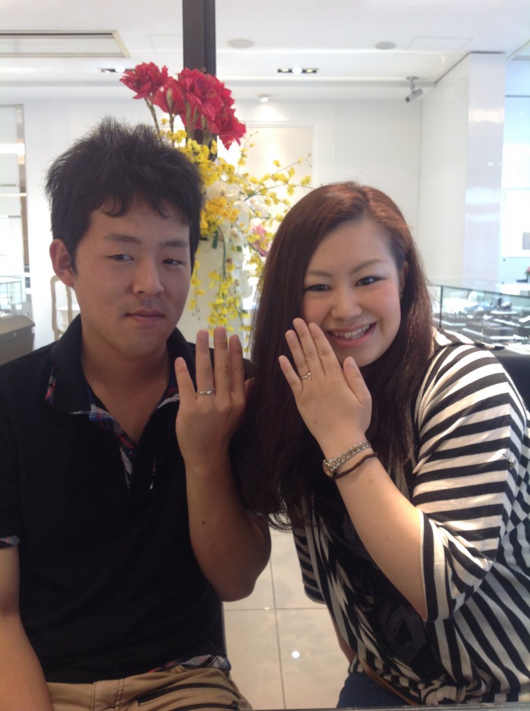 セミオーダーの結婚指輪をお作り頂きました。