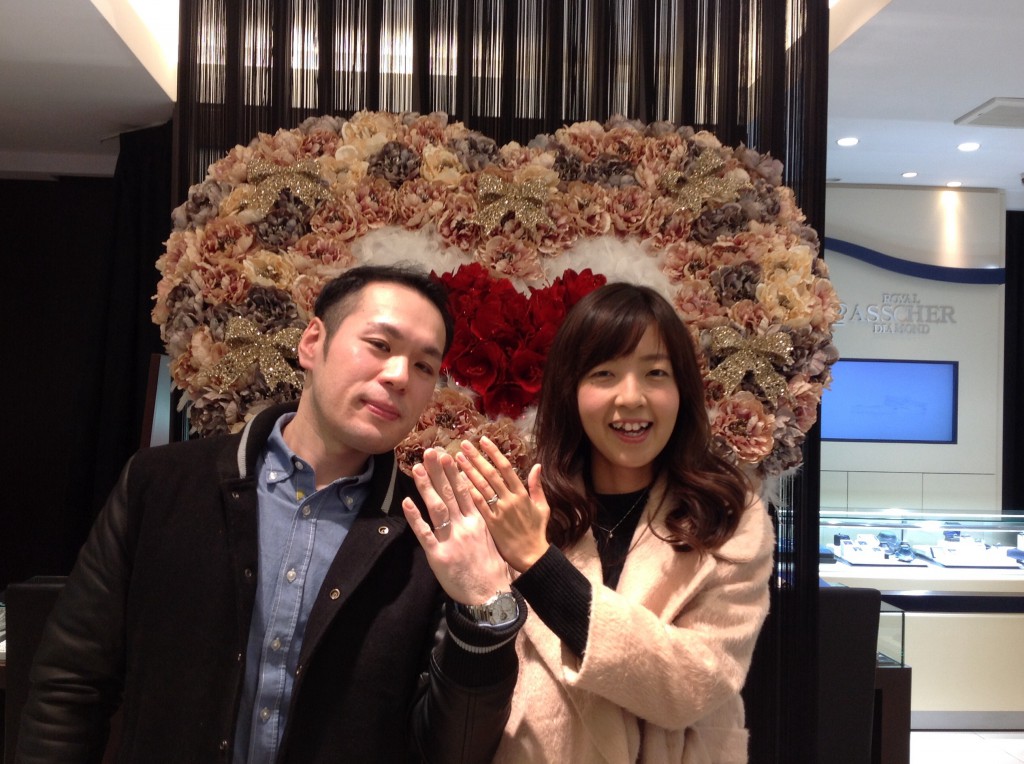 アフラックスの婚約指輪・結婚指輪をお作り頂きました。