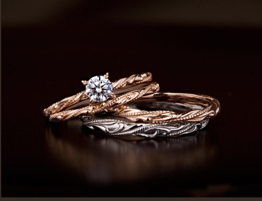 ルシエのご婚約指輪と俄のご結婚指輪をお作り頂きました