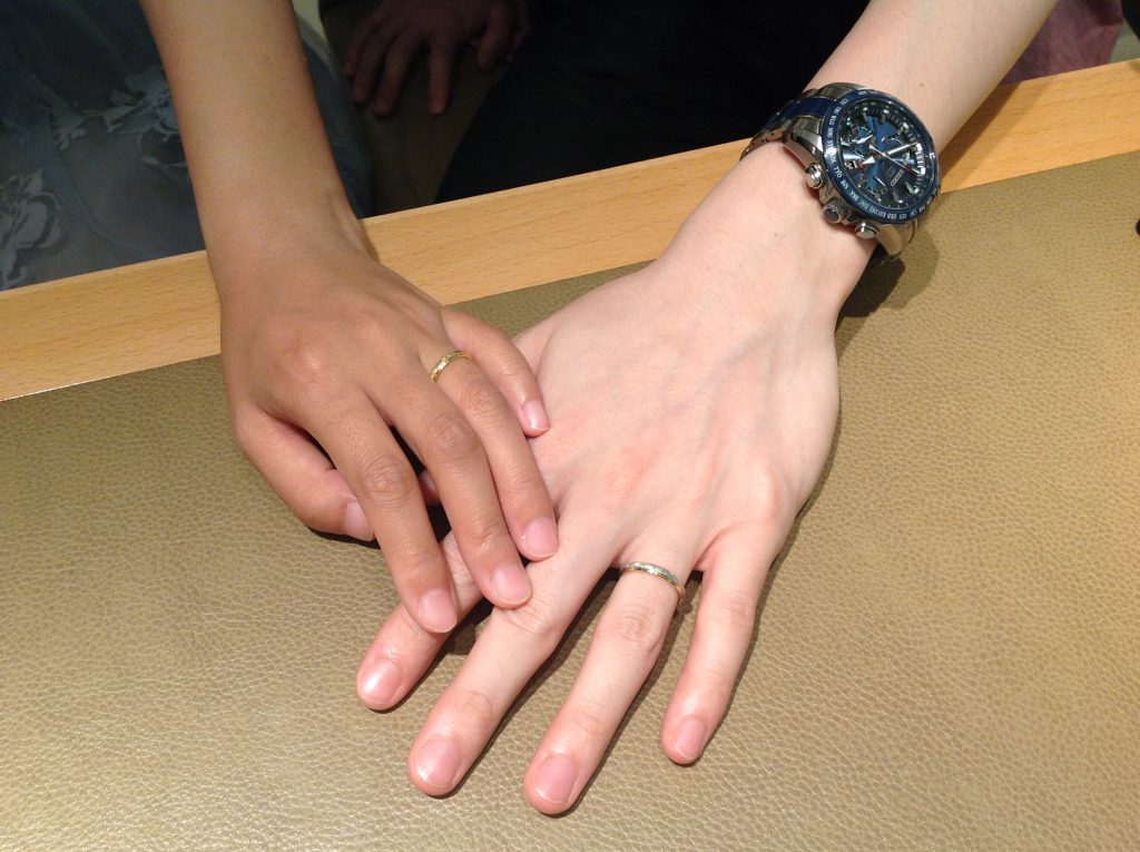 フィッシャーの結婚指輪をお作り頂きました。
