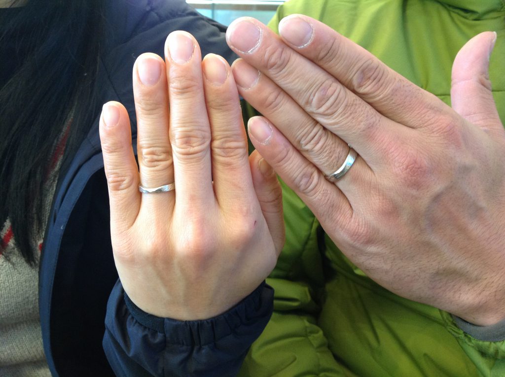 杢目金屋の結婚指輪をお作り頂きました。