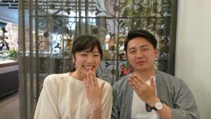 ロイヤル・アッシャーの婚約指輪・結婚指輪をお作りいただきました！